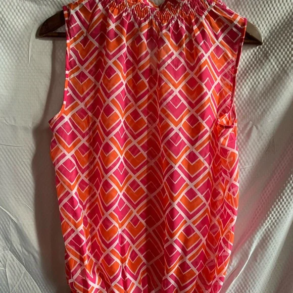 🦋 NWT Gap  Women’s Summer sleeveless blouse, Size M - Picture 3 of 10